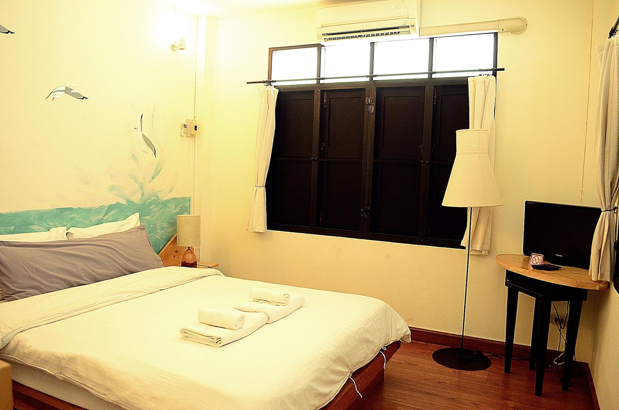 Early Bird Bed & Breakfast (Adults Only) Chiang Mai Eksteriør billede