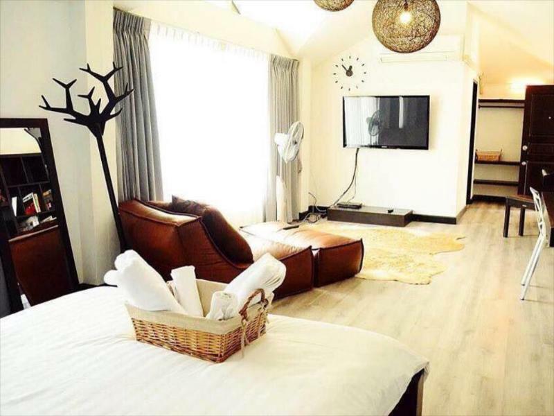 Early Bird Bed & Breakfast (Adults Only) Chiang Mai Eksteriør billede